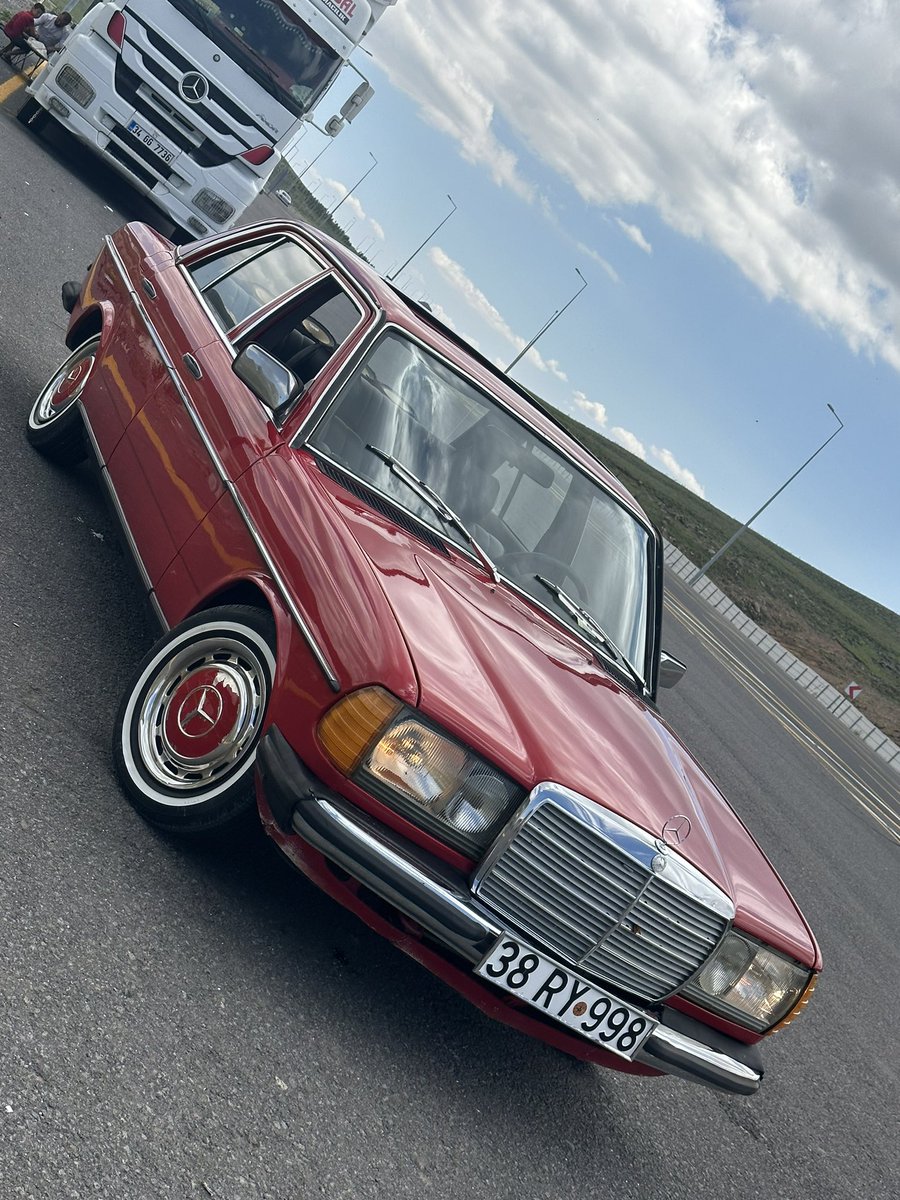 ykp_mhroglu's tweet photo. #mercedes 
#klasik https://t.co/AZ5zdUaTqe