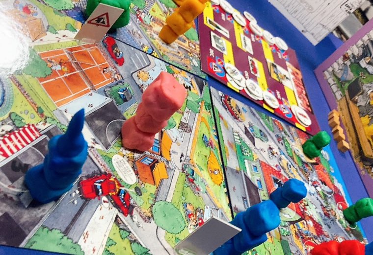 立川の回遊会で沢山遊ばせてもらった！
楽しかったー✌️✨️
自作ゲームのテストプレイもさせて貰えてよかった！ https://t.co/eZHUoINcQf