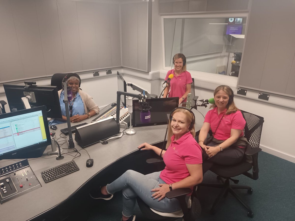 Our ladies in pink had a blast with <a href="/BridgitteTT/">Bridgitte Tetteh</a> on <a href="/BBCBerkshire/">BBC Berkshire</a> yesterday!
Find out how we did in the Hang10 quiz at bbc.co.uk/sounds/play/p0… (around 3h 9min)