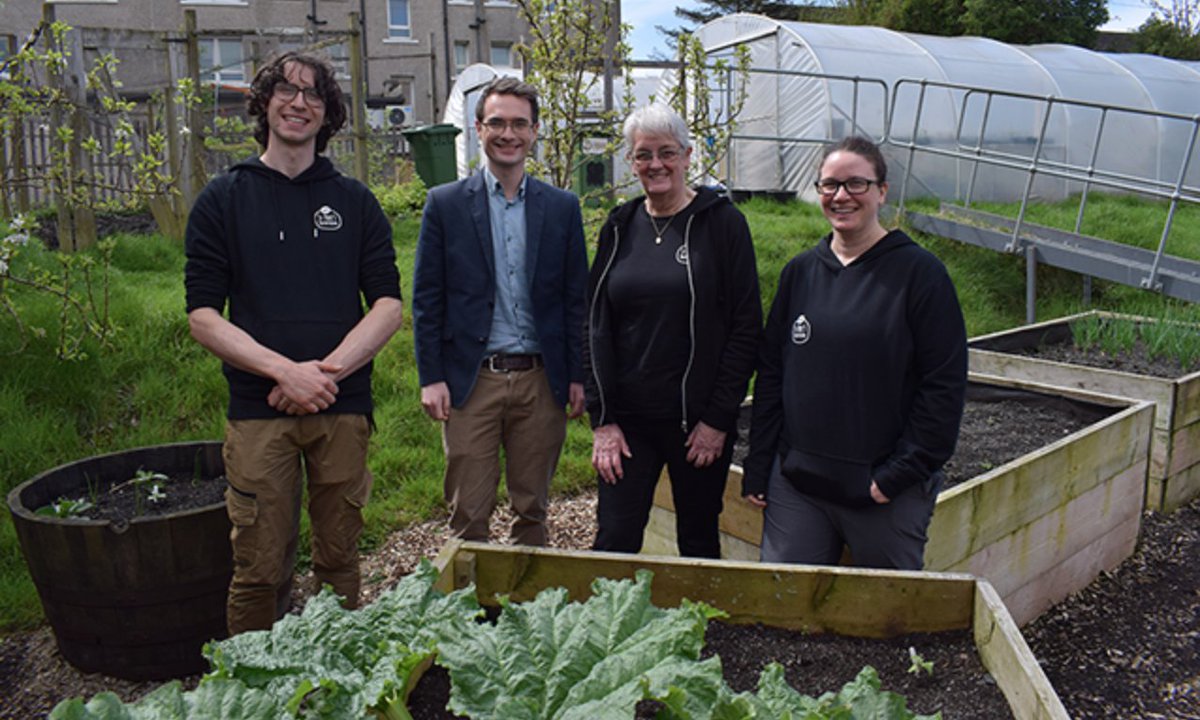 The Let's Grow Together Fund was created to support communities to create, access, and celebrate growing spaces within Glasgow and in this way increase the opportunities for citizens to grow their own fruit and vegetables locally.

Find out more: glasgow.gov.uk/index.aspx?art…