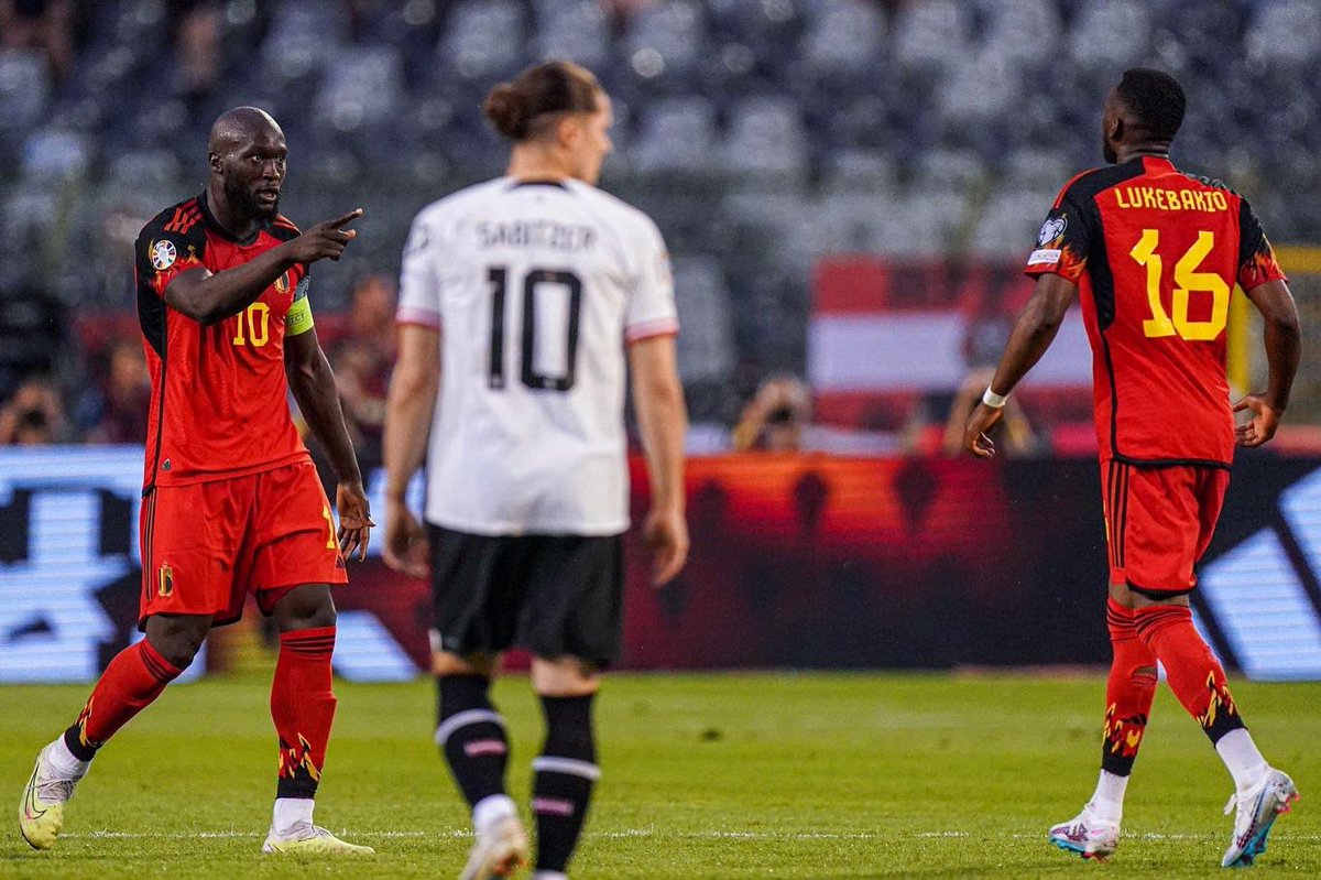 DLukebakio's tweet photo. Pas le résultat espéré mais déjà concentré sur le prochain match. Toujours spécial de jouer à domicile devant notre public 🙏🏾🇧🇪 #GloryToJesus #Belgium https://t.co/2cgYnBNaUN