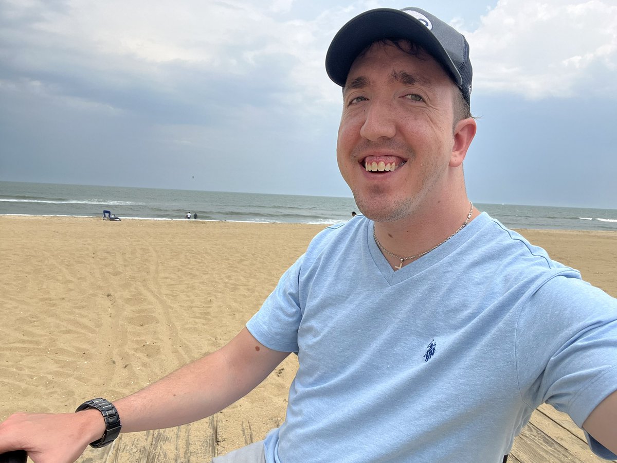 overcomeyours's tweet photo. A quick beach trip always recharges my soul and I certainly didnt mind taking an advocacy call by the water this afternoon either. Will be sharing on Monday what else ive been up to since I dont post on here as much. Enjoy your weekend everyone! https://t.co/NuegAMvTZ3