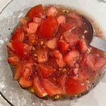 暑い日にピッタリ♪麺にかけたらさっぱり激うま『冷製トマトパスタ』