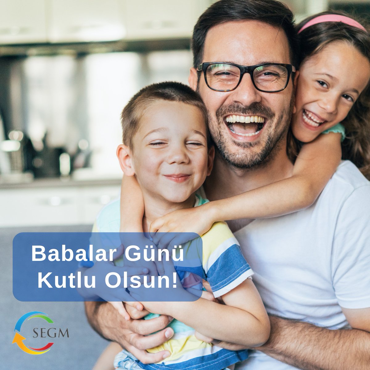 Sevgisini ve desteğini tüm kalbiyle hissettiren, çocuklarına özgüven aşılayan ve geleceğe hazırlayan tüm babaların Babalar Günü kutlu olsun!

#BabalarGünü