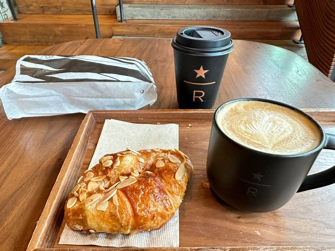 What can I start a new day without coffee?☕️