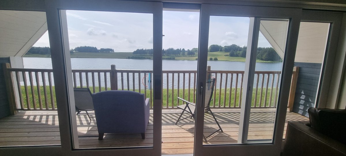 EstebanRum's tweet photo. And chill🍷🍻🌞#piperdam https://t.co/CkTmQtzj6B
