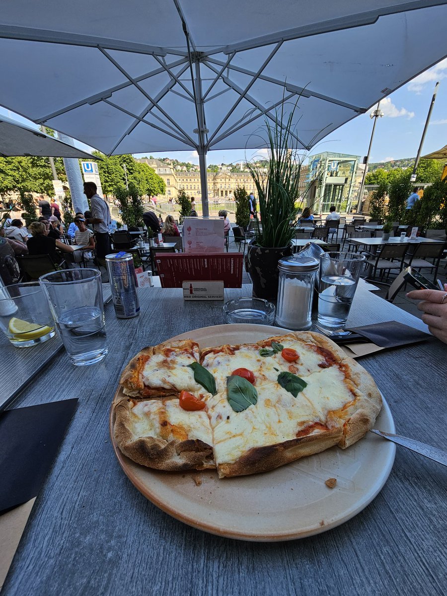 Andi Kastro (@andkastro) on Twitter photo 