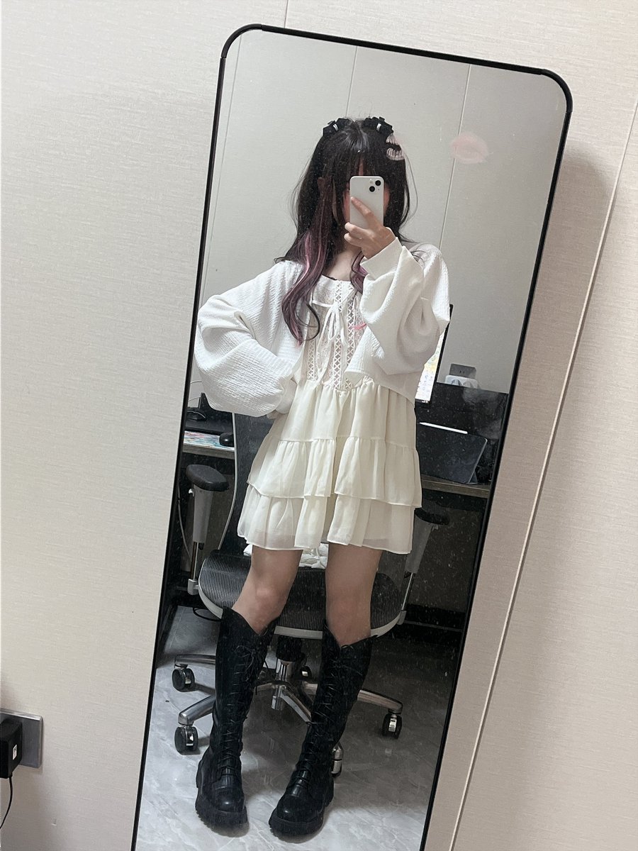 萌妹❌
太妹✓ https://t.co/fyROBWUv2u