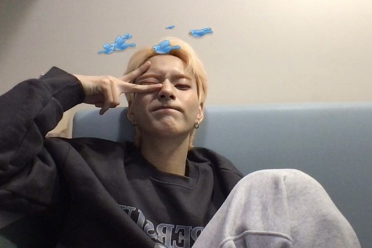 as much as i still want to keep this account running, i'm afraid it's time to say goodbye :( thank you for supporting this account, let's all love and support ode for a very long time. see you soon!