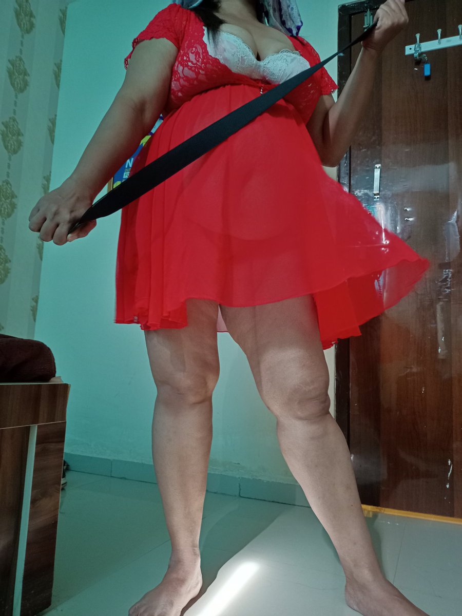 belaqueen433's tweet photo. Anyone up for some beatings?
#indianmistress #indianfemdom #femdomme https://t.co/h7RmXtn6Tu
