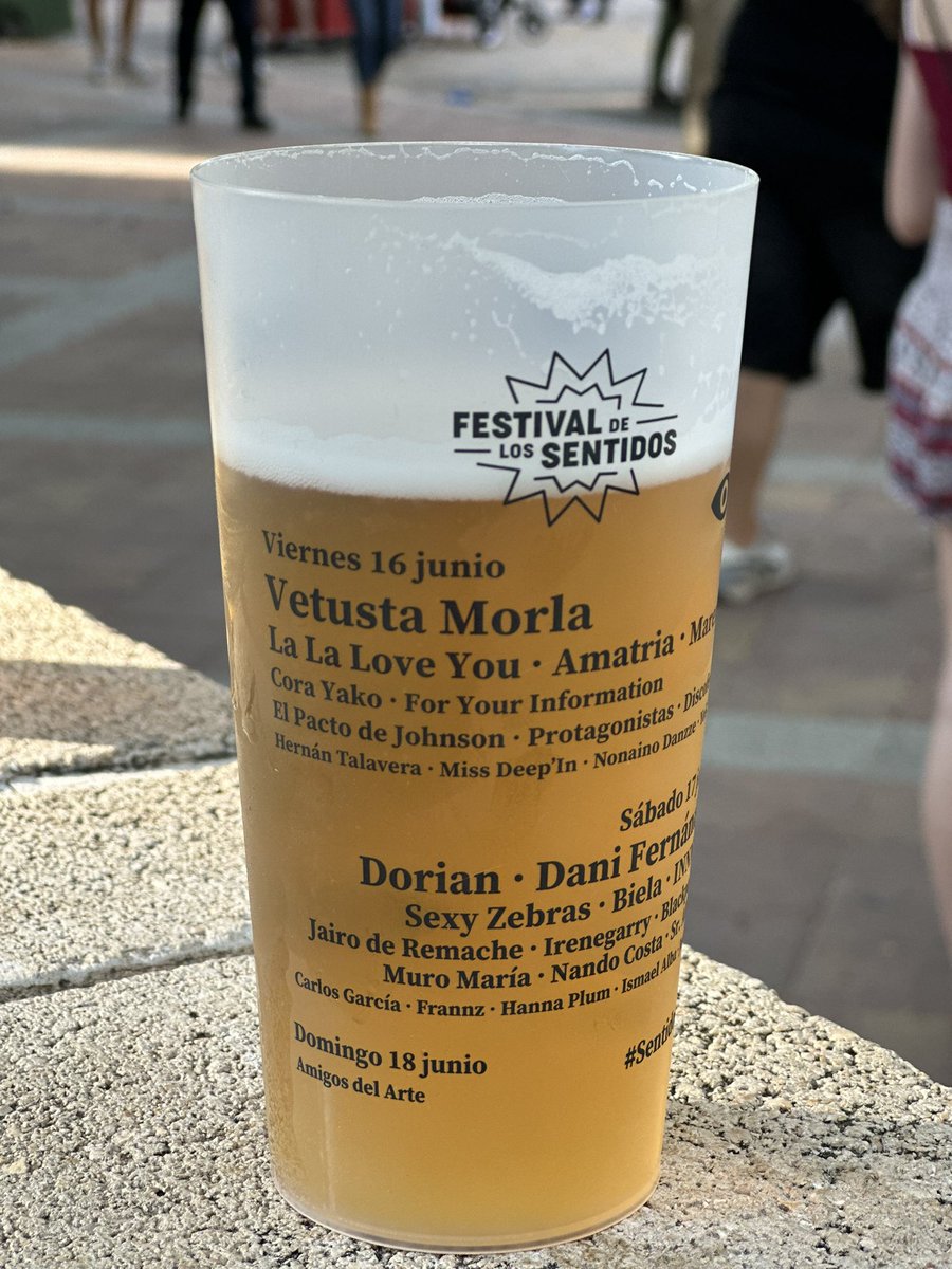 JuanmaMoratalla's tweet photo. Sin festivales como el de los Sentidos en La Roda el mundo sería más aburrido. Súper plan de sábado. Un imperdible de los que me gustan.
#sentidos23
#Dorian
#LaRoda https://t.co/fvxdadnTmS