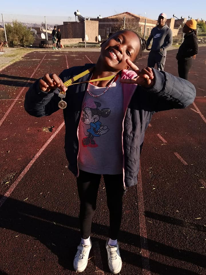 RunAlexAC's tweet photo. When your 60-year-old coach finishes his Comrades marathon with a time of 09:09. You join the celebration and get inspiration by feeling the hard-earned medal.

#RunAlexDevelopment #RunAlexJuniors https://t.co/nlKdT4vsij