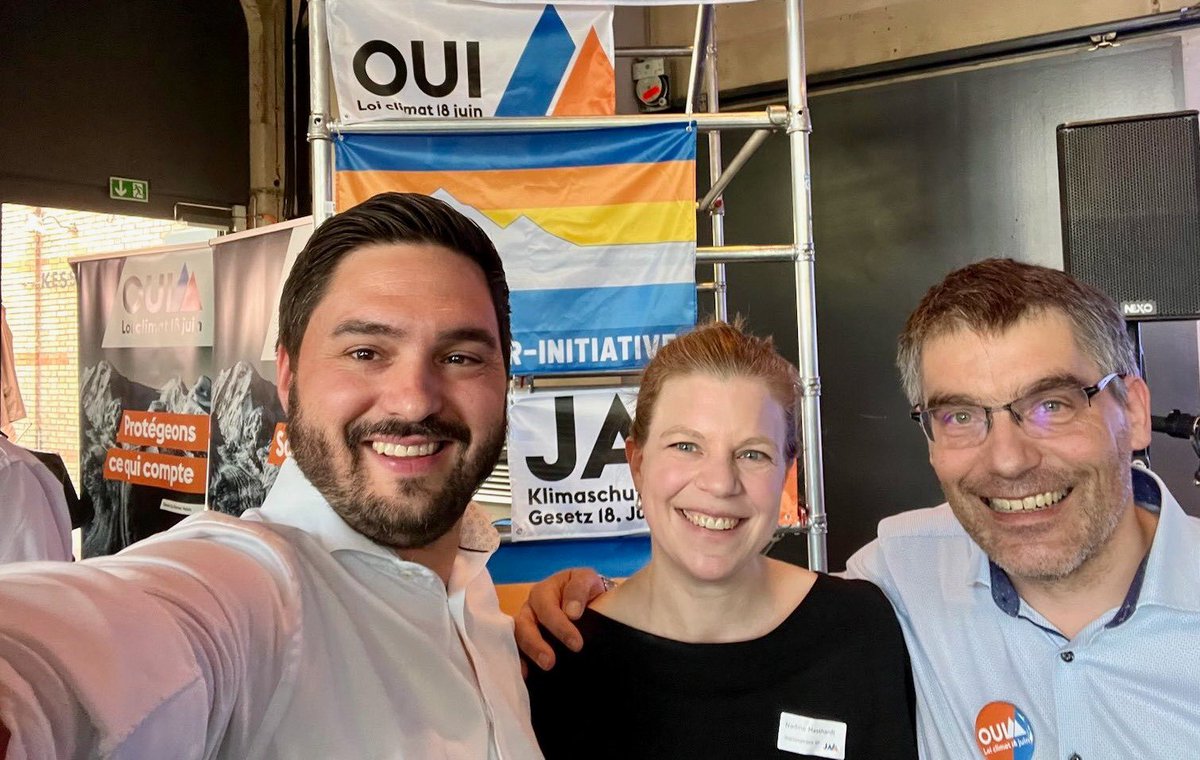 Grossartiger Erfolg! 💪 Und sehr wichtig, dass sich die Bevölkerung von der Fake-News-Kampagne der SVP nicht täuschen liess. Jetzt bringen wir den Klimaschutz und die Versorgungssicherheit durch öffentliche Investitionen voran. #Klimaschutz