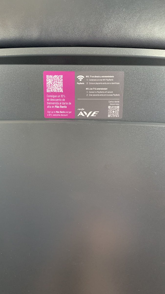 Una sugerencia para <a href="/Renfe/">Renfe</a> en los vagones de #cochesilencio. Además del reposa cabezas, podíais poner en varios idiomas  en la parte frontal un mensaje que recuerde que es el coche silencio 🤫 y las recomendaciones habituales porque a la gente se le olvida. Aquí, por ejemplo.