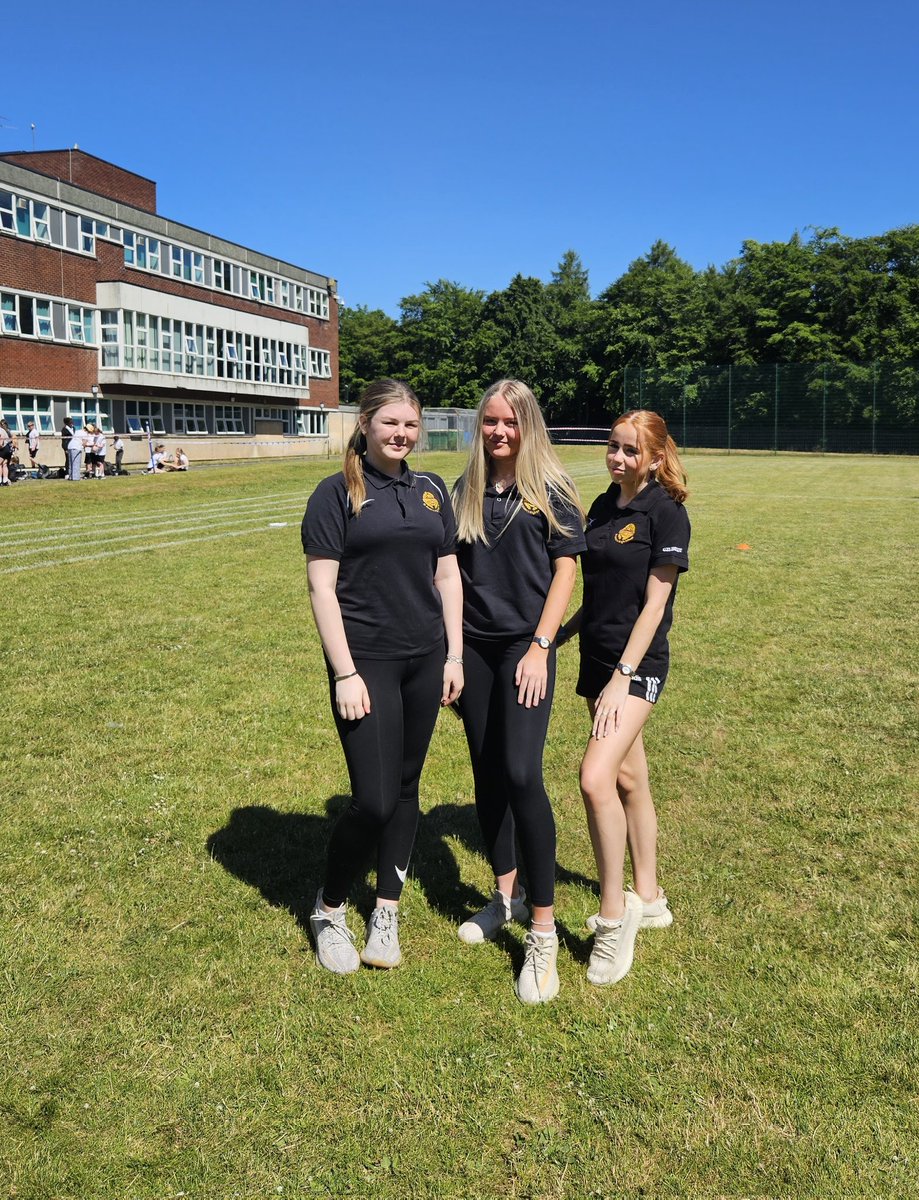 StAidansHigh_PE's tweet photo. 💜💛 P7 Sports Day 💛💜

Huge thank you to our NEW S6 Sports Leaders who were a fantastic help at the P7 Sports Day. 

First big event of the year ticked off ✅️ and you've only been in the class 1 week! Well done 👏 

Here are a few snippets of some of the class 📸 https://t.co/qnNXgTwoJ8