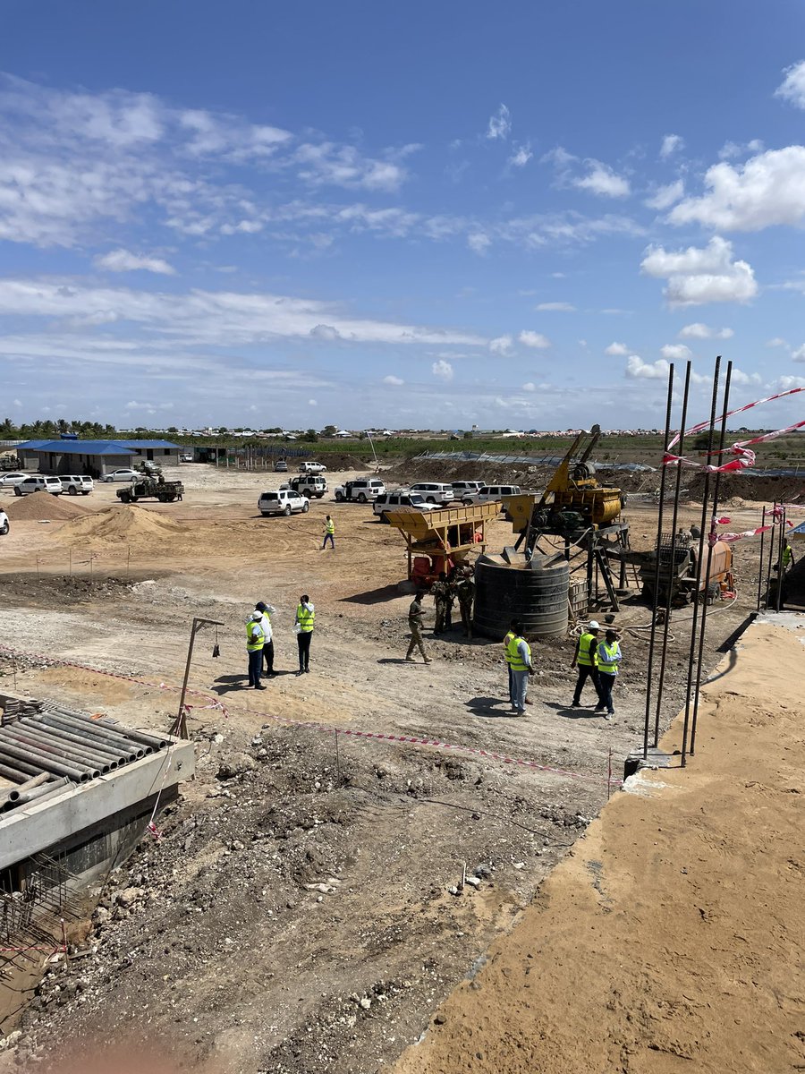 CelestinFranz's tweet photo. I visited the construction site of the Yoontoy water treatment plant which is slated to provide sustainable urban water supply to 500,000. This joint project with the Somali Government is financed the African Development Bank @AfDB_Group https://t.co/8bTG8OBaie