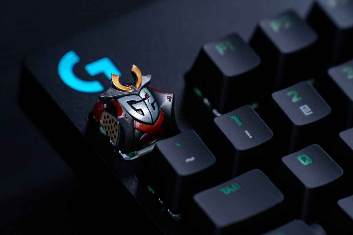 G2esports's tweet photo. Peak keyboard drip ❤️‍🔥

Give your setup an upgrade with the G2 x Dwarf Factory artisan keycaps 

👉 https://t.co/2qDvKN7gzv https://t.co/AADgLiPJV9