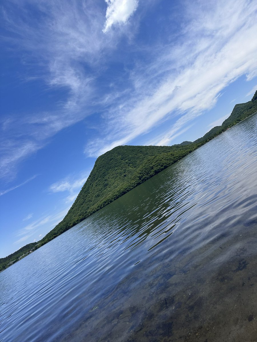 kumagorou_TaBz_'s tweet photo. 昨日の榛名湖最高だった！
帰って熱中症でゲロったのは内緒w
高速も楽しかったし最高やった😁
次は、妙義赤城あたりかな

#yzfr1
#排気量の暴力
#榛名湖
#SSで林道
#Ninja250
#4c8
#ミラーレス検挙 https://t.co/0ahTc26NBb