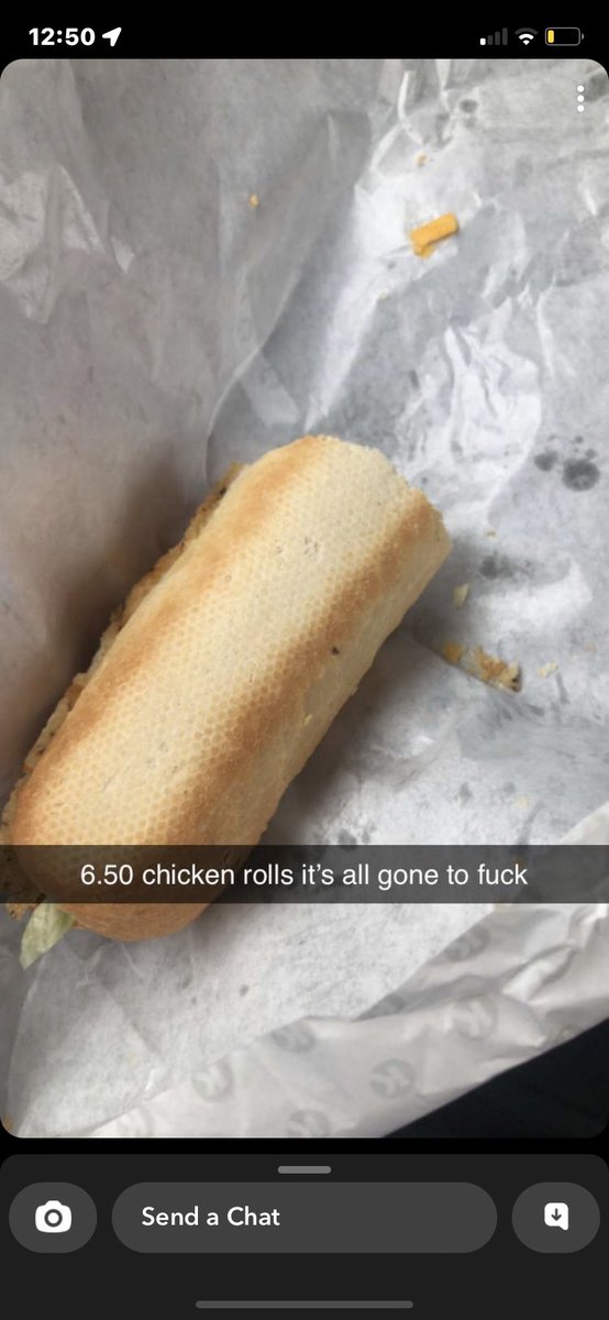 BenTenno23's tweet photo. Mate of mine just spent €6.50 on this Chicken Fillet roll in Kilcullen today. How much longer are they going to get away with it ? @LeoVaradkar and of course it all stems back to Putin and the fucking GAA. Complete gangsters https://t.co/DgK62CGuFj