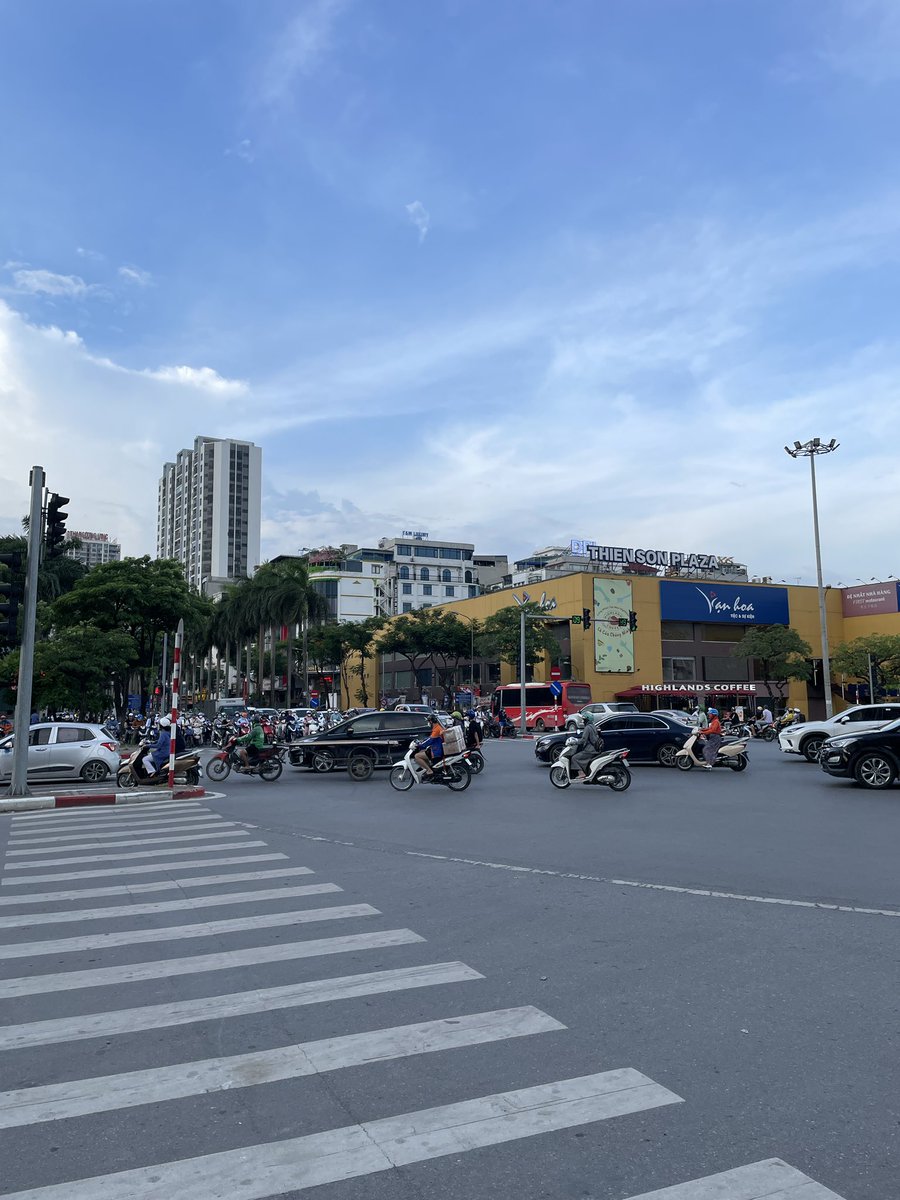 ryanyoon_eth's tweet image. 베트남 시장조사 완료. 궁금하신 분?? DM으로 메일 달면 리포트 드립니다 ;)