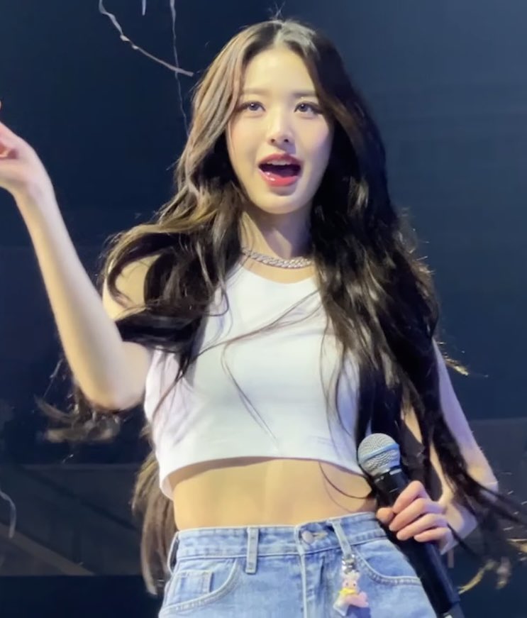 wonyoung pics on Twitter: "jang wonyoung"