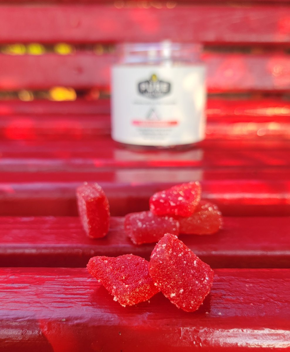 Experience a new level of euphoria with our Delta 8 gummies and keep your eyes open for fresh flavors.
l8r.it/vYnt
#comingsoon #newflavors #freshpicks #purehempshop #wellness  #cbdgummies #photooftheday #edibles #enjoylife