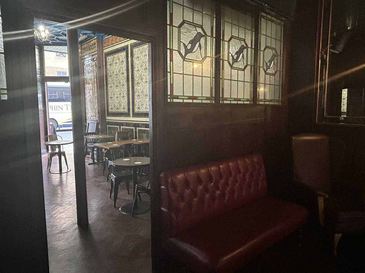 PubsSaving's tweet image. So excited to report The Dolphin 🐬 #pub Mare Street #hackney reopened last Friday.  This stunning Grade II listed pub has a beautiful interior with tiling dating from
1890s @wbsimpsonsons who are still around today! ❤️ Great welcome from friendly bar staff! #pubsreopening