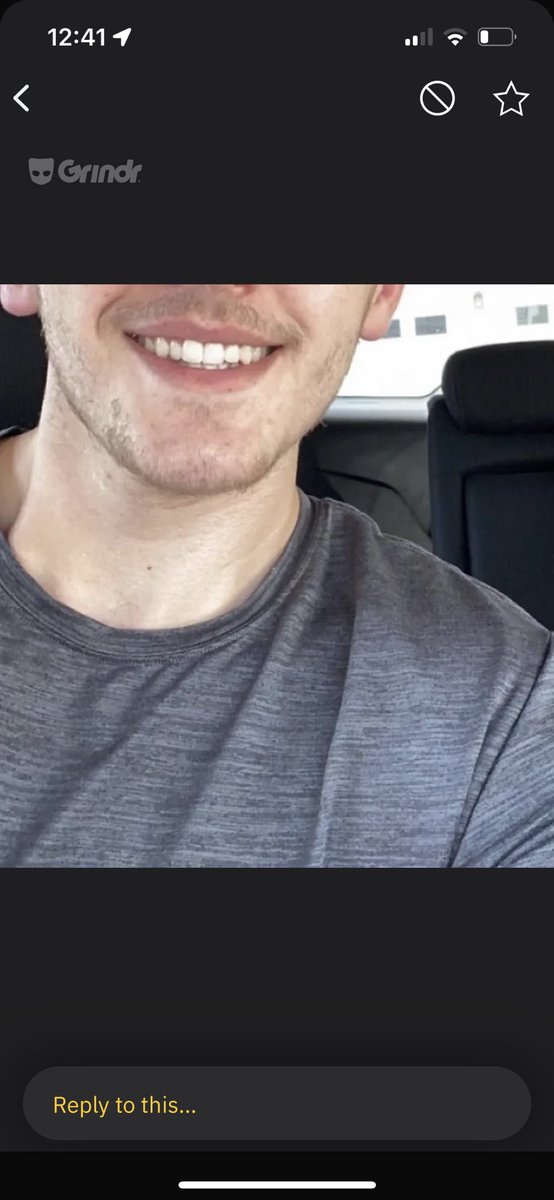 sevyn2hoe's tweet photo. PSA DENVER GAY COMMUNITY! 
I was ROBBED last night by this lovely fella. We had been talking for awhile, I invited him into my house &amp; while he was leaving he stole money from my room. I didn’t notice until he was gone, and he already had me blocked. (1/2) https://t.co/hrDj2twrF5