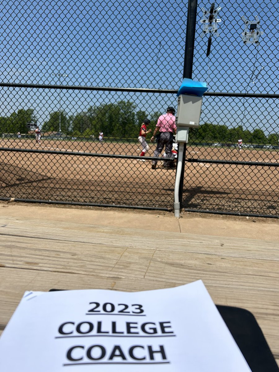 Another day, another tourney! Find me at VSP watching games all day and hunting for future Lakers! #GoLakers 🥎🌊