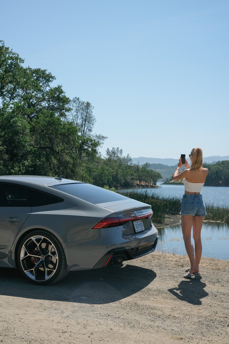 TGE_LDNM's tweet photo. Exploring Napa Valley in the new Audi RS7 Performance  ����☀️ 🇺🇸 Adore the wheel design - 5kg’s per corner lighter too  #Audi #RS7Performance https://t.co/LKObLOE9Yk