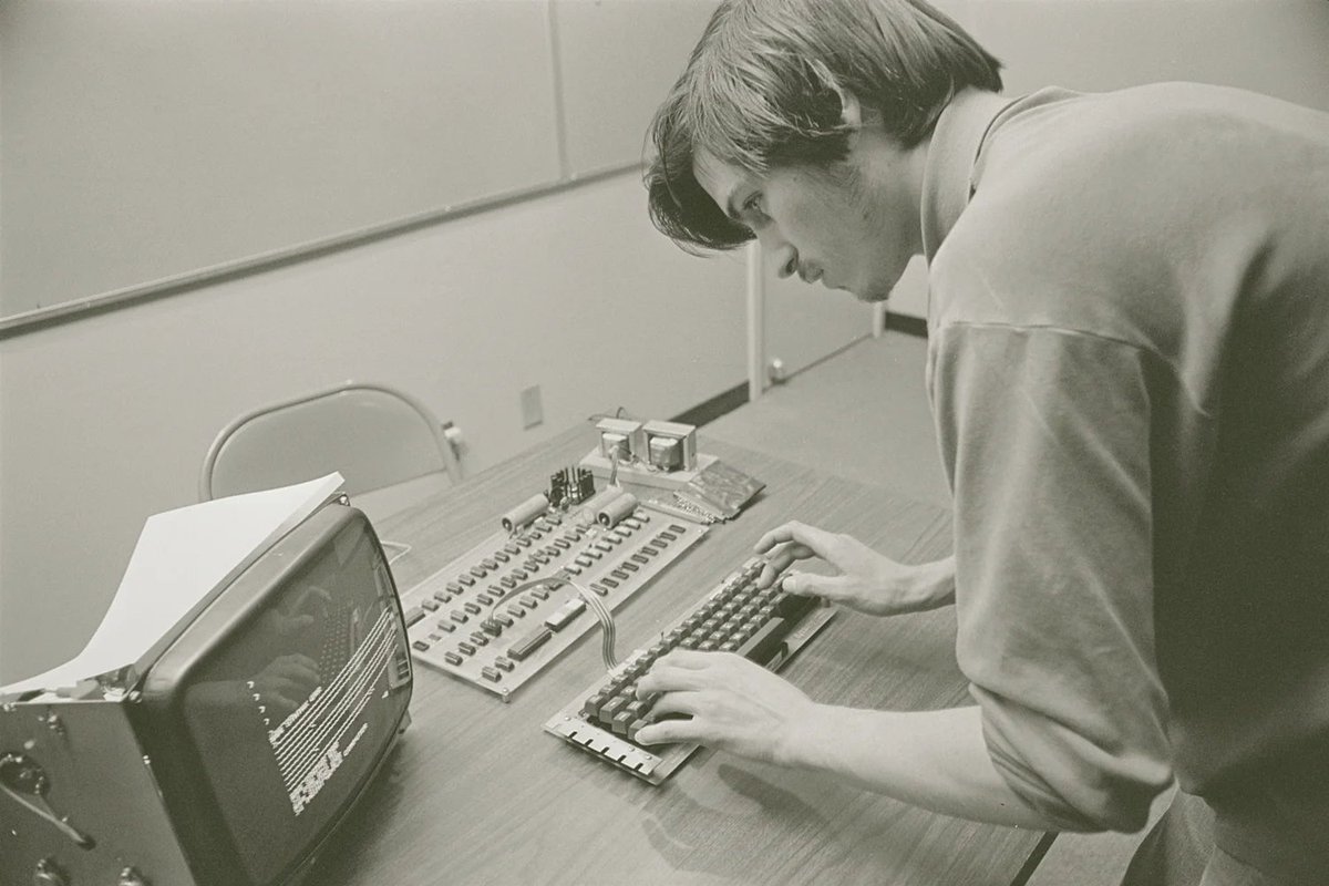“What you follow with your heart will indeed come back to make your life much richer.”- Steve Jobs

Steve at work on an Apple I, 1976.

#stevejobs #AppleVisionPro #apple #thinkbigger #Think4Yourself #HistoryMaker