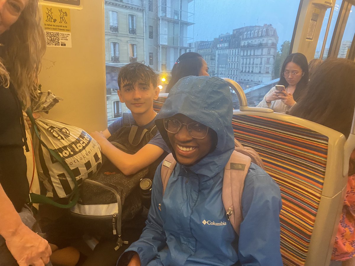 #TWSFrance23 on the metro after the rain.