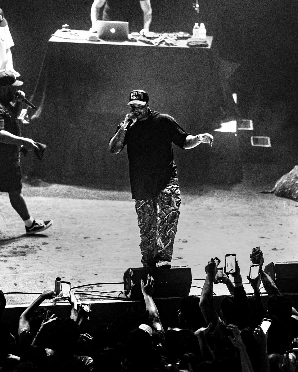 INLOVINGMEMORY TOUR (SILVER SPRING)
<a href="/TeamSESH/">BONES</a> / <a href="/XavierWulf/">Tundra Boy</a> / <a href="/SheriffPanadero/">Ed</a>