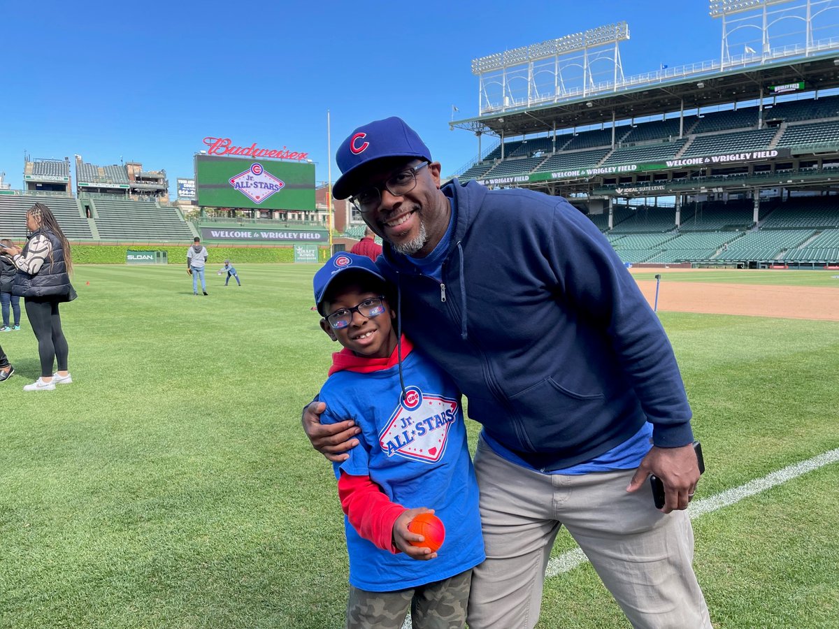 Cubs Charities tweet media