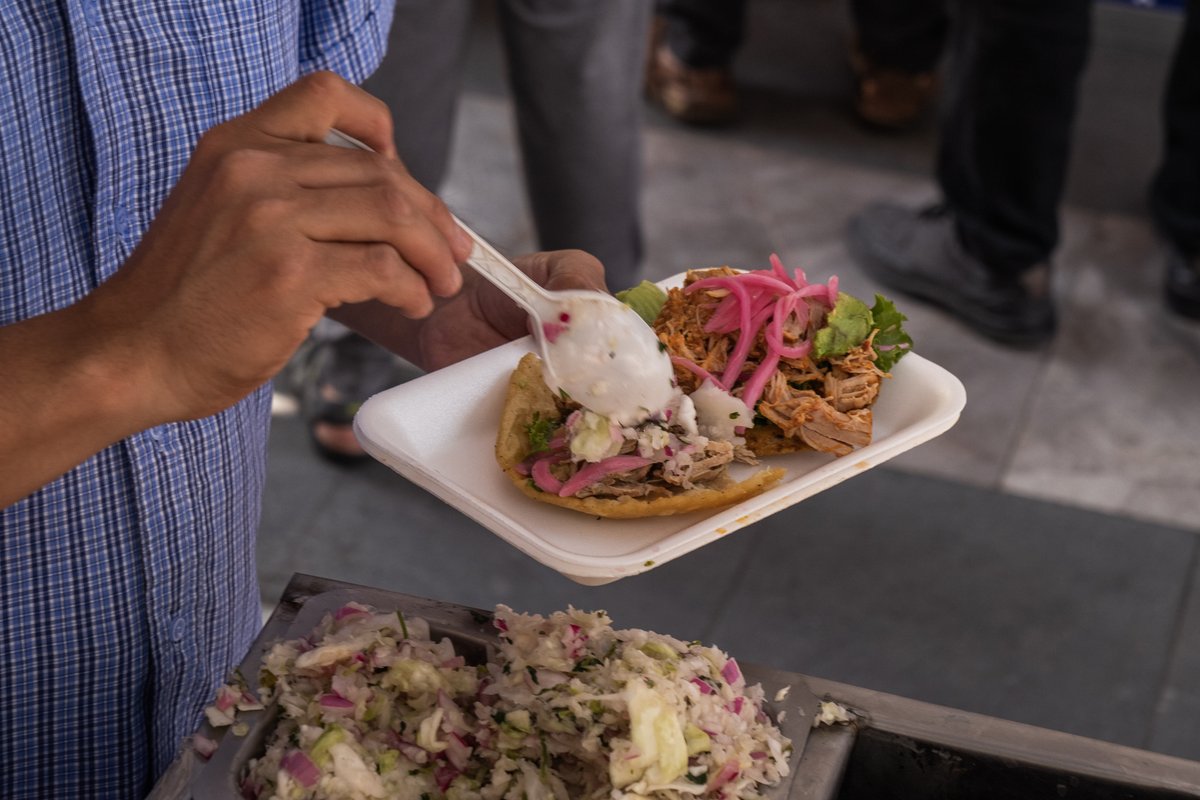 ¡ÚLTIMO DÍA DE YUCATÁN EN PUEBLA!🥳

Podrás encontrar gastronomía yucateca, hipiles, guayaberas, filigrana, miel, trova, marquesitas, sombreros, artesanías, hamacas, y más. ¡Te esperamos!🪄🤍

📍 Parque del Carmen, Puebla.
⏰ 11 a 21 hrs.
🤍  Programa bit.ly/42jEJo9