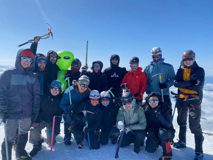 UW's tweet photo. Do you like climbing? π§ The Climbing Club at the UW is here to meet all your climbing needs!
Check out one of their latest climbs on Mt. Baker (Koma Kulshan)! ποΈ #WashingtonWeekend
π· : Climbing Club at the UW https://t.co/BtGc5k5T6C