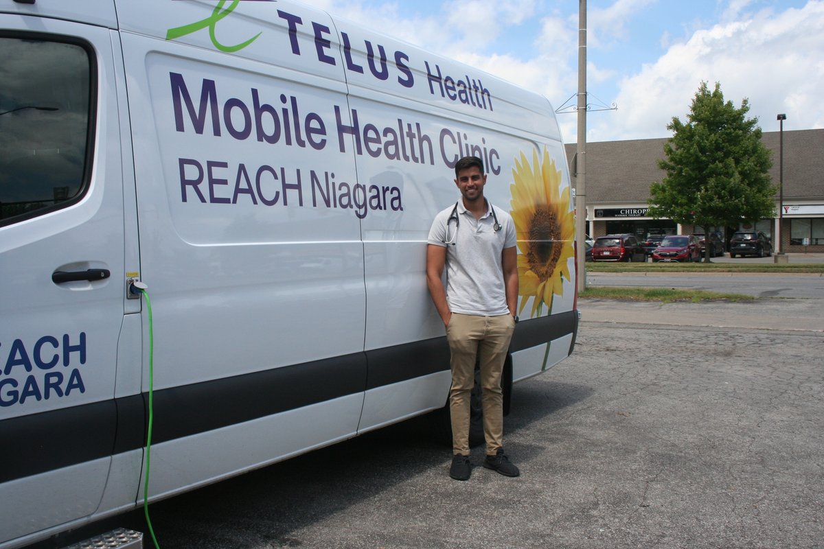 REACH Niagara provides learning opportunities for medical students and residents from McMaster University's DeGroote School of Medicine. REACH clients have had 650+ interactions with medical learners. Learn more: bit.ly/3HyiGBM @MacMedNRC @McMasterFamMed @McMasterU