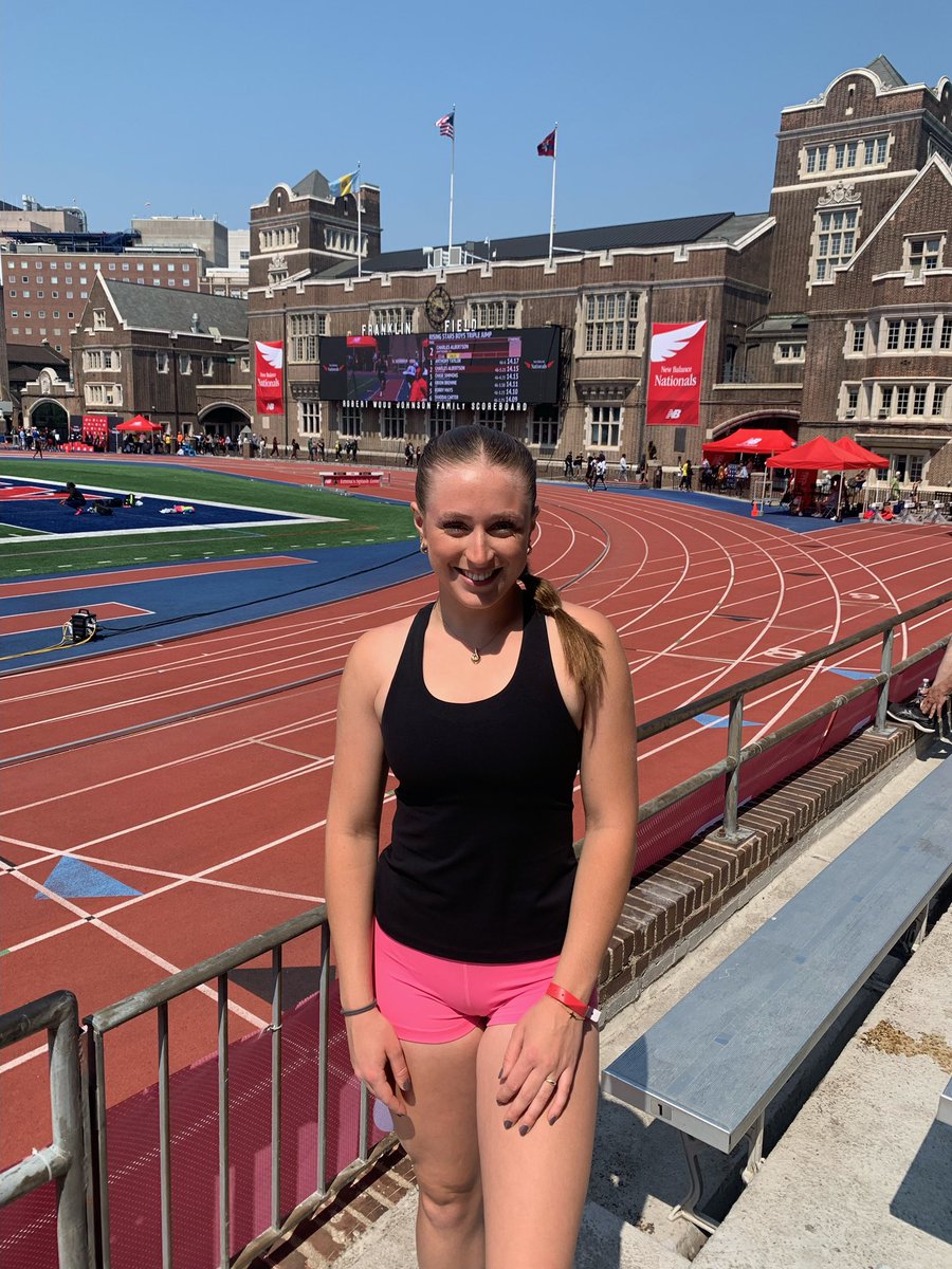 Coach Bailey tweet media