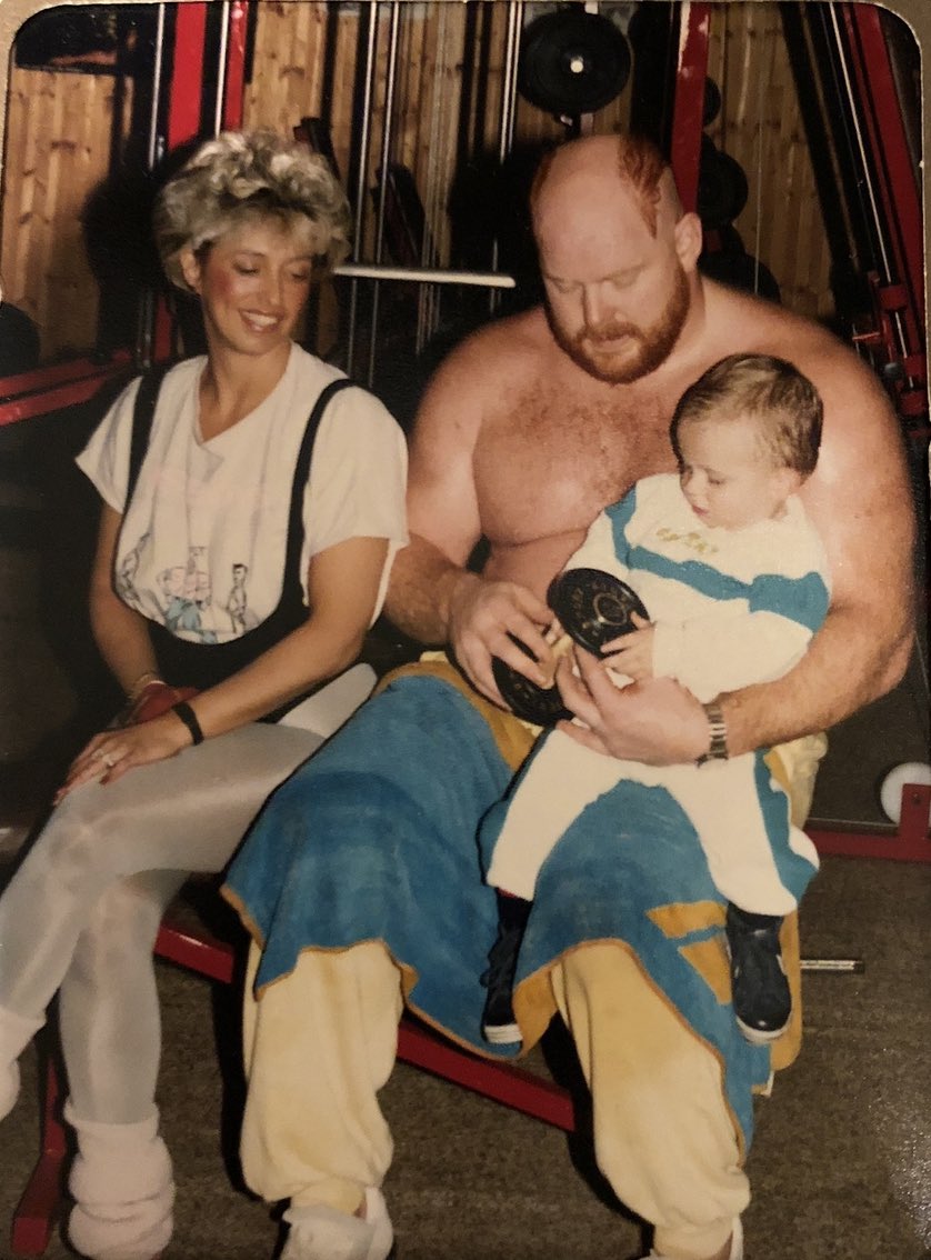 itsvadertime's tweet photo. Five years gone today. Where has the time gone. I love you Papa. Thank you for everything and Happy Father’s Day!! https://t.co/gUkoPpGBbl