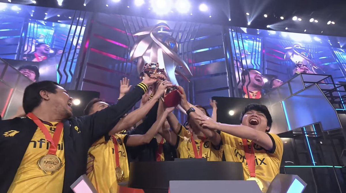 auristeelaa's tweet image. bangga banget sama onic asli 😭💛 #MSC2023