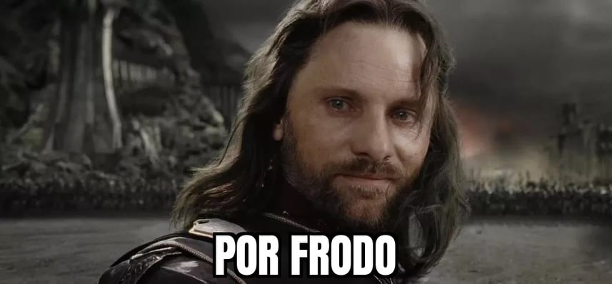 Cuando Aragorn dice 'por Frodo' y corre hacia el ejército de Mordor él solo, sabiendo que es una muerte asegurada solo para darle más tiempo a Frodo y Sam en su misión de destruir el anillo.