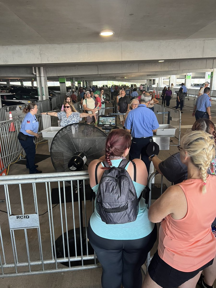 sweet71182's tweet image. Hey @Disney it’s Sunday at @DisneySprings and you only have two people checking bags on the stroller side. Freaking genius let me tell you. Children desperate to get out of strollers and parents juggling bag check. Well done 🙄🤦🏼‍♀️ Seriously?! Please make this better #longline