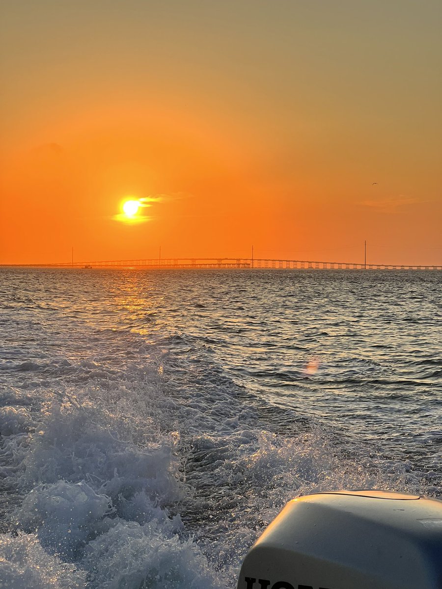 What a beautiful sunset taken from our Privately Rented Boat last night. Thank you #spiexcursions ♥️ A beautiful <a href="/southpadreIland/">South Padre Island</a> indeed 😍🐬🏝️🌊 #texastravels #traveltexas #texasblogger #mommylhey #southpadreisland