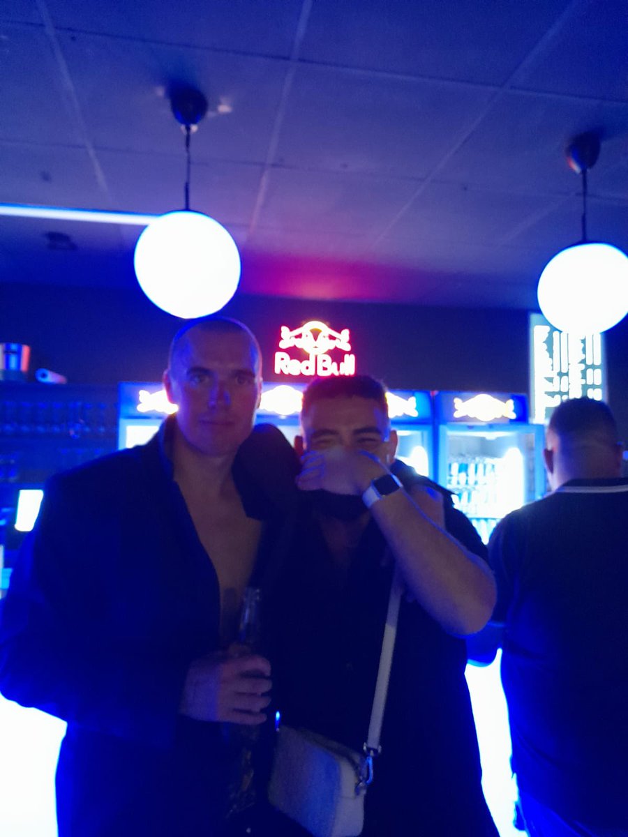 ECHT€ ALB€RT0! tweet media