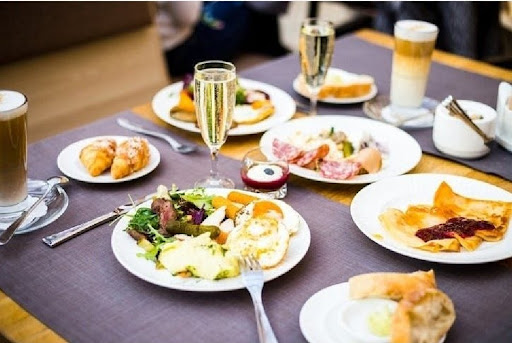 Element28Apts's tweet photo. On Sunday we brunch! If you're in downtown Bethesda, be sure to pop in for a tour!

#Element28 #Bethesda #KETTLER https://t.co/gvcyiBgPxQ