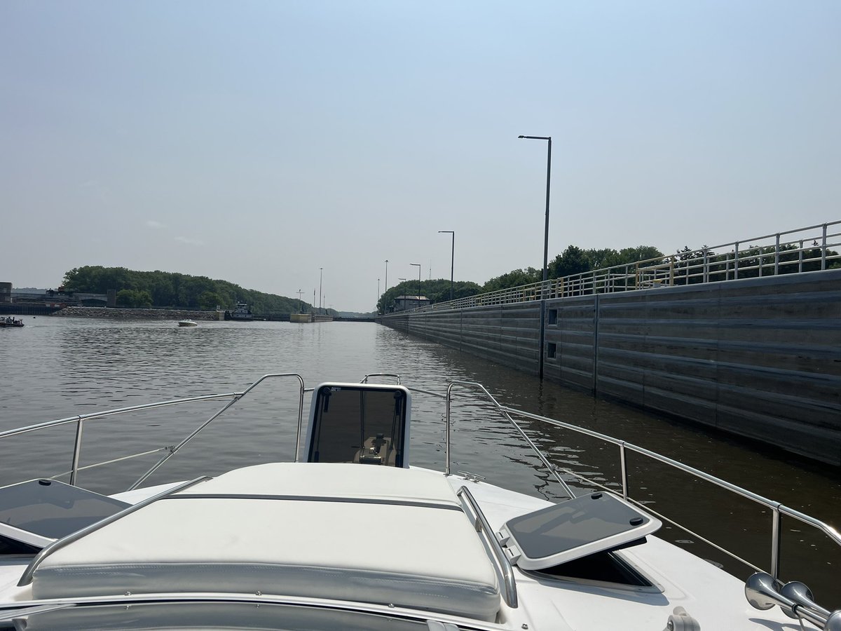 Lock &amp; Dam #3, heading south(Friday).  It was a great day for a 65 mile boat ride.