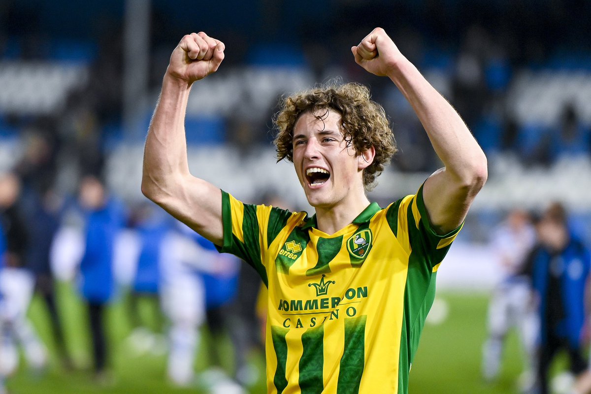 Understand that Finn van Breemen is on verge to join @FCBasel1893! 

Talks about €1.5m transfer fee for Den Haag. @SkySportDE 🇳🇱