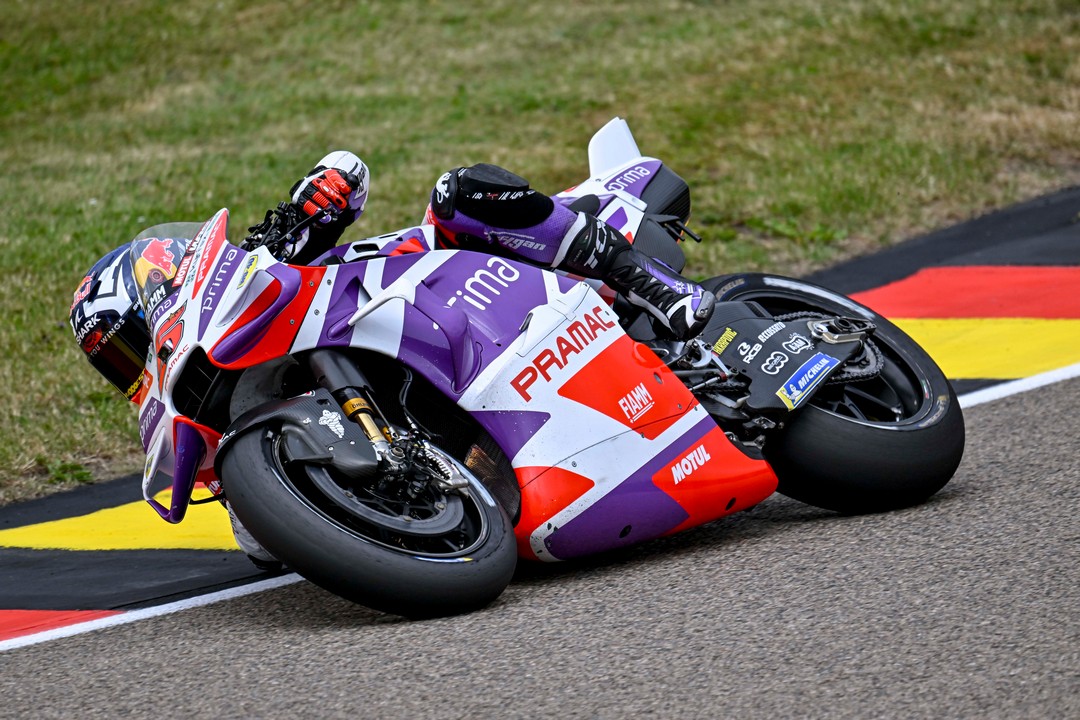 TCX Boots tweet media