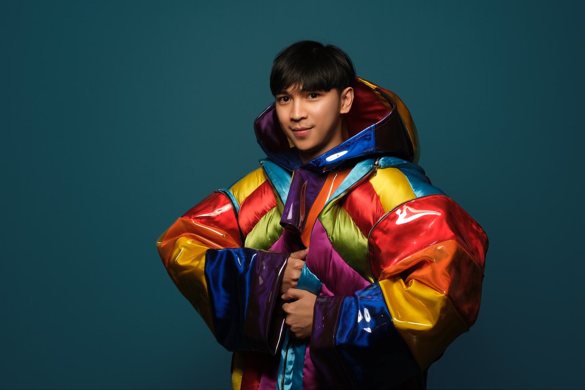 tamboexit's tweet photo. Let's celebrate our diversity, embrace our differences, and work towards a future where everyone feels accepted.

#HSCPRIDE2023 #PRIDE #TRW12 #LOVELABAN #PridePH #TAYOangKULAYAAN @headshotclinic @theredwhistle @kayemoraleskm @obarphilippines @tayospaces @HowwwlDigital https://t.co/BEzHDjpJeM