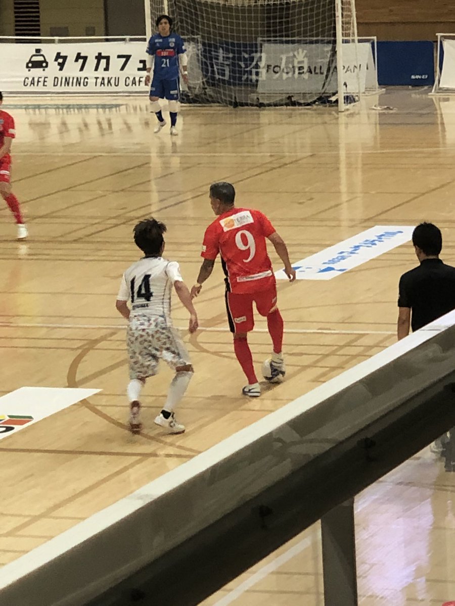 shunti76's tweet photo. アグレミーナ浜松対リガーレヴィア葛飾。
FCNAKAI対決。しびれました。
#きてみた
#Fリーグ
#アグレミーナ浜松
#リガーレヴィア葛飾
#FCNAKAI
#内野脩麻
#森岡薫
@shuman726
@kaoru7947 https://t.co/NvMGolSQox